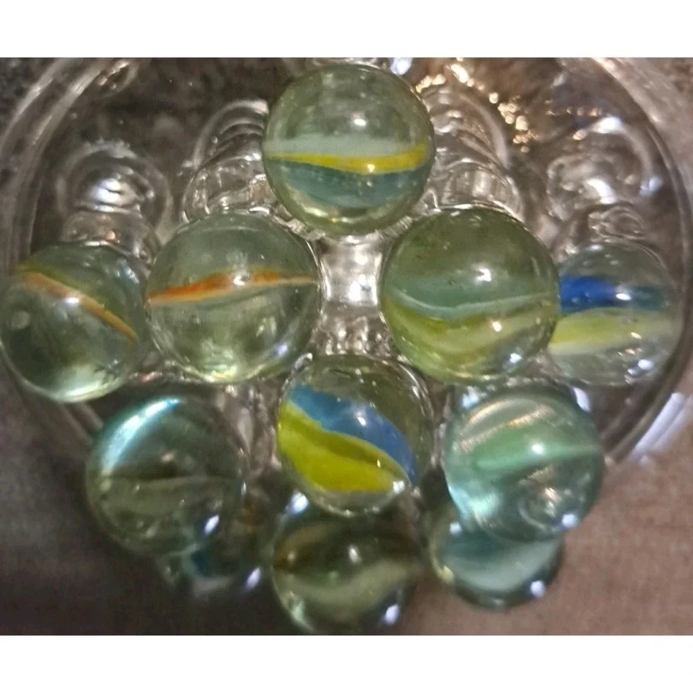 Lot Of 11 Estate Sale Marbles Cats Eyes